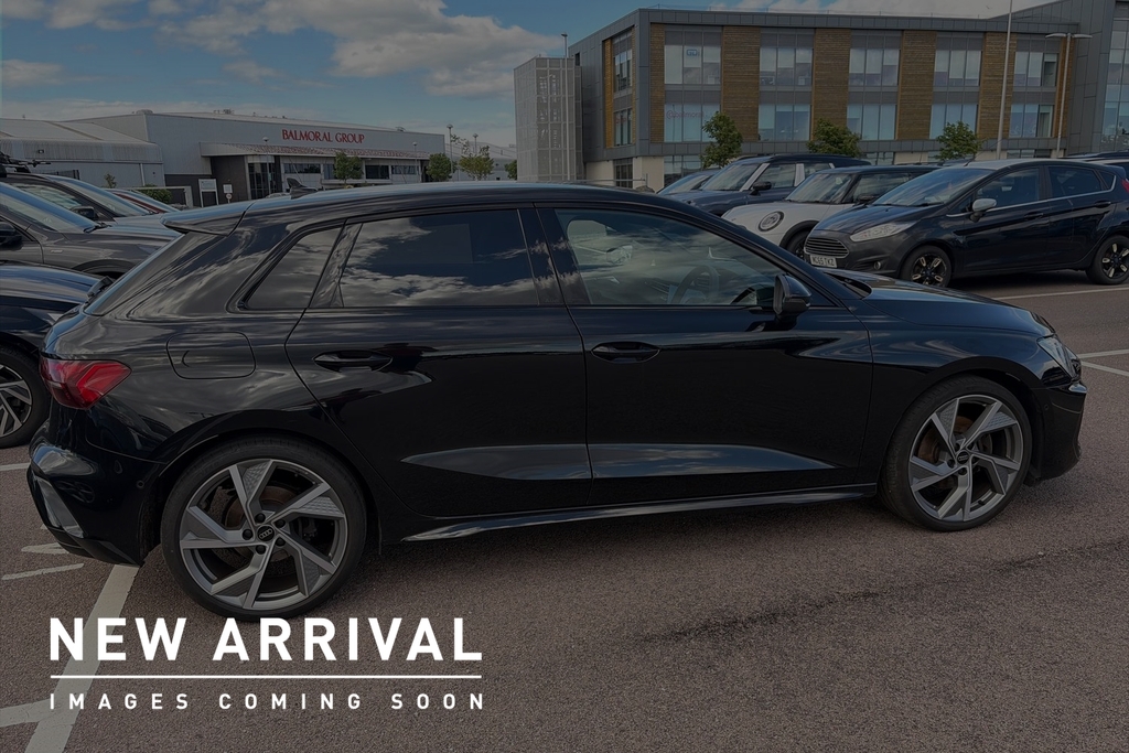 Audi A3 40 Tfsi E S Line S Tronic Black #4