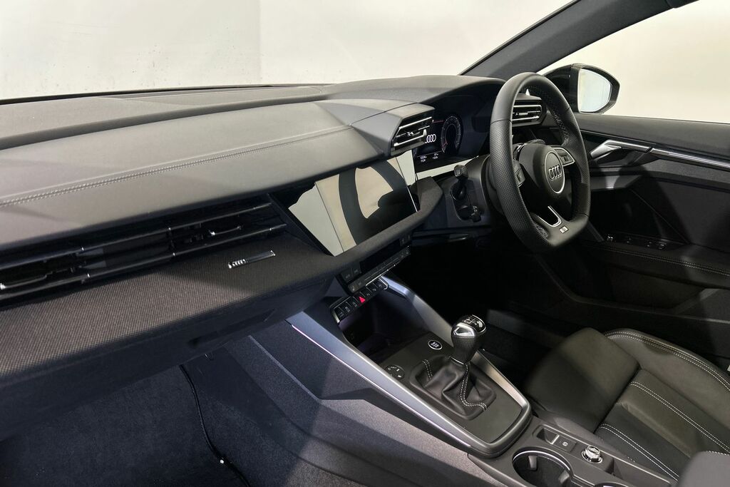 Audi A3 Black Edition 35 Tfsi 150 Ps 6-Speed SL74HFE Black #2