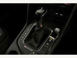 Volkswagen Tiguan Active Black #9