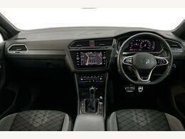 Volkswagen Tiguan Active Black #24