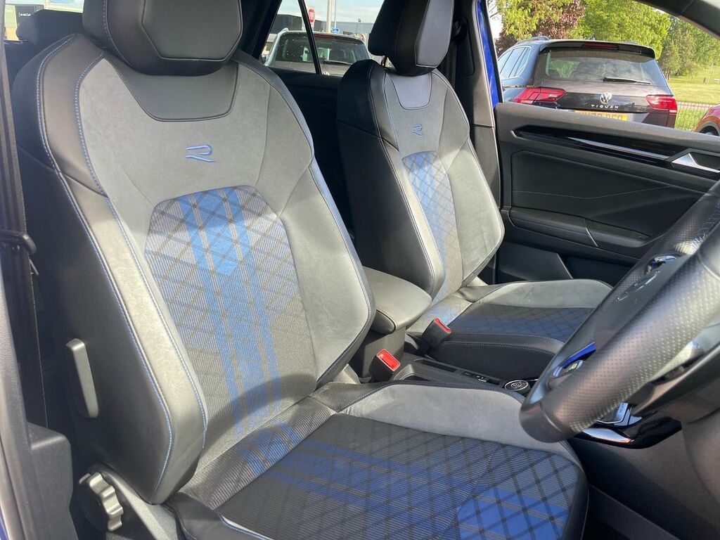 Volkswagen T-Roc Suv Black #16