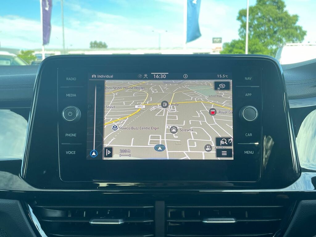 Volkswagen T-Roc Suv Black #12