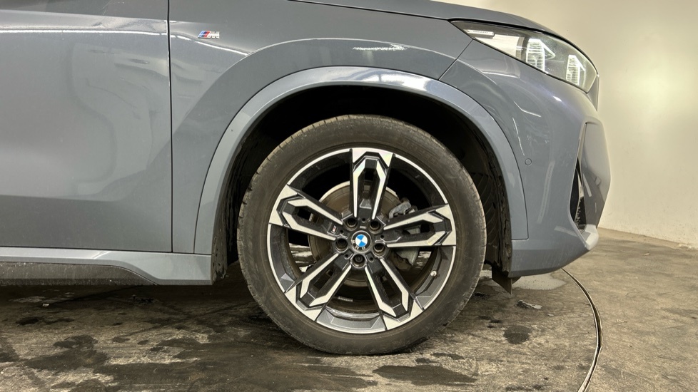 BMW X1 Xline Silver #14