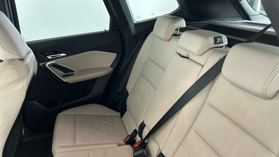 BMW X1 Xline Silver #12