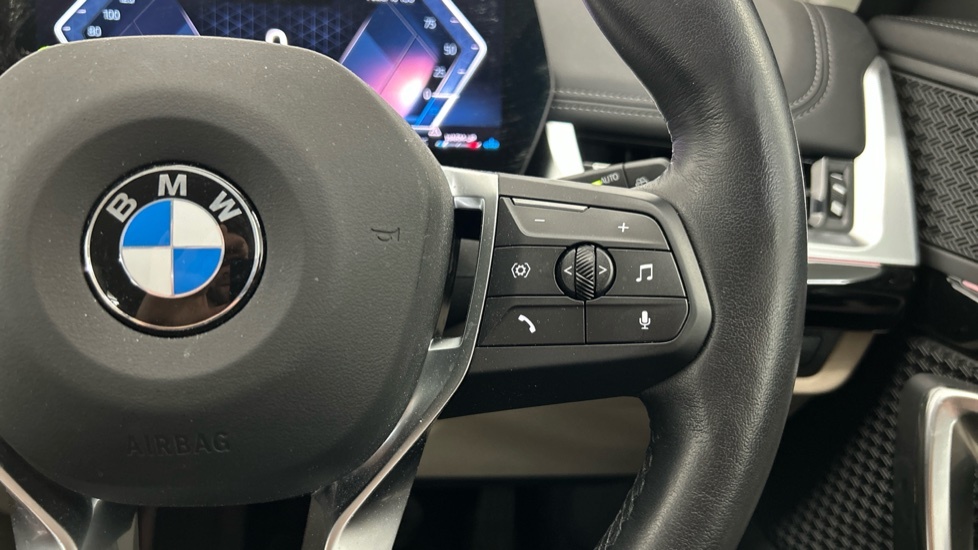 BMW X1 Xline Black #18