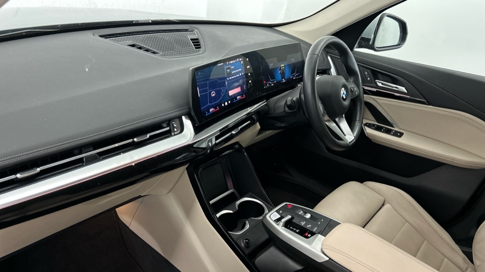 BMW X1 Xline Black #7