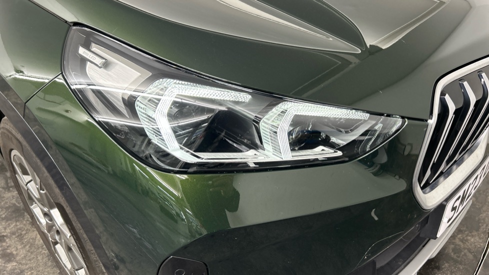 BMW X1 Xline Black #23