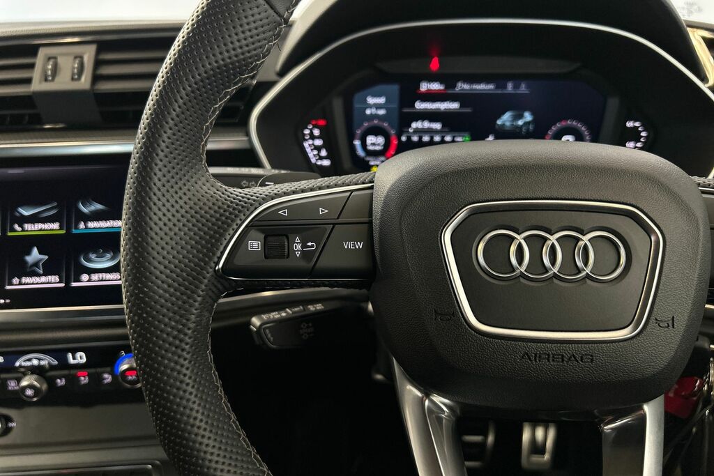Audi Q3 45 Tfsi E Black Edition S Tronic Tech Pack Black #14