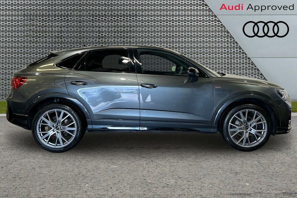 Audi Q3 45 Tfsi E Black Edition S Tronic Tech Pack Black #4