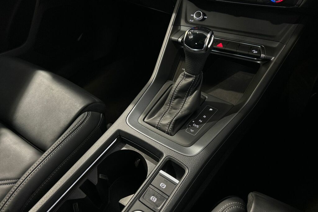 Audi Q3 45 Tfsi E Black Edition S Tronic Tech Pack Black #23