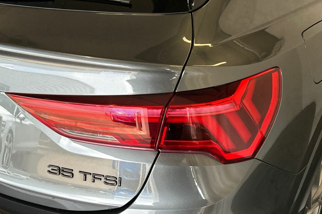 Audi Q3 45 Tfsi E Black Edition S Tronic Tech Pack Black #19
