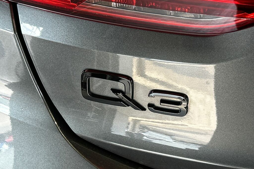 Audi Q3 45 Tfsi E Black Edition S Tronic Tech Pack Black #20