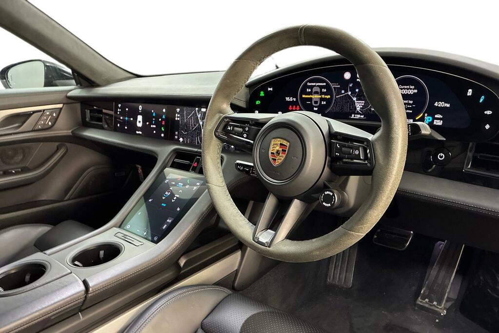 Porsche Taycan 440Kw Gts 93Kwh Black #6