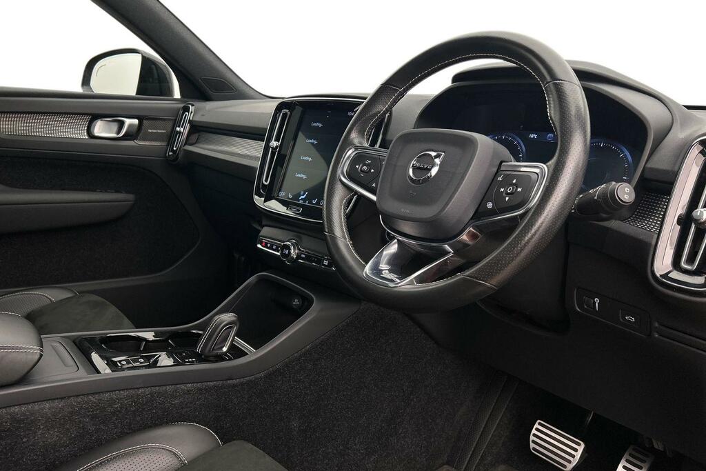 Volvo XC40 2.0 D3 R-design 148 Bhp Black #10