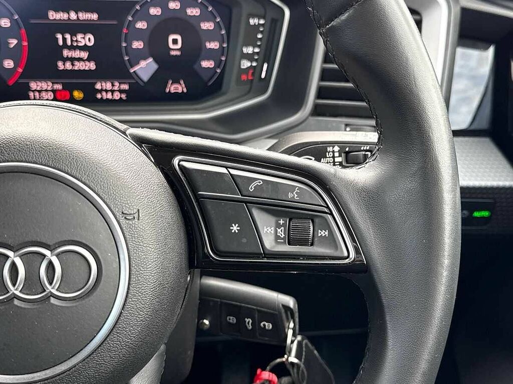 Audi A1 1.0 Tfsi 25 Technik Sportback Eu Black #14