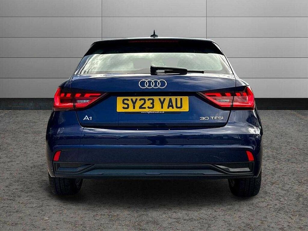 Audi A1 1.0 Tfsi 25 Technik Sportback Eu Black #7