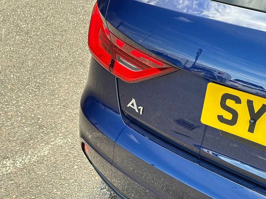 Audi A1 1.0 Tfsi 25 Technik Sportback Eu Black #20