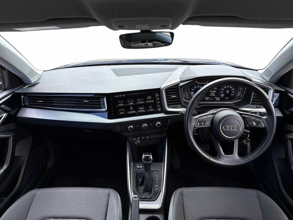 Audi A1 1.0 Tfsi 25 Technik Sportback Eu Black #10