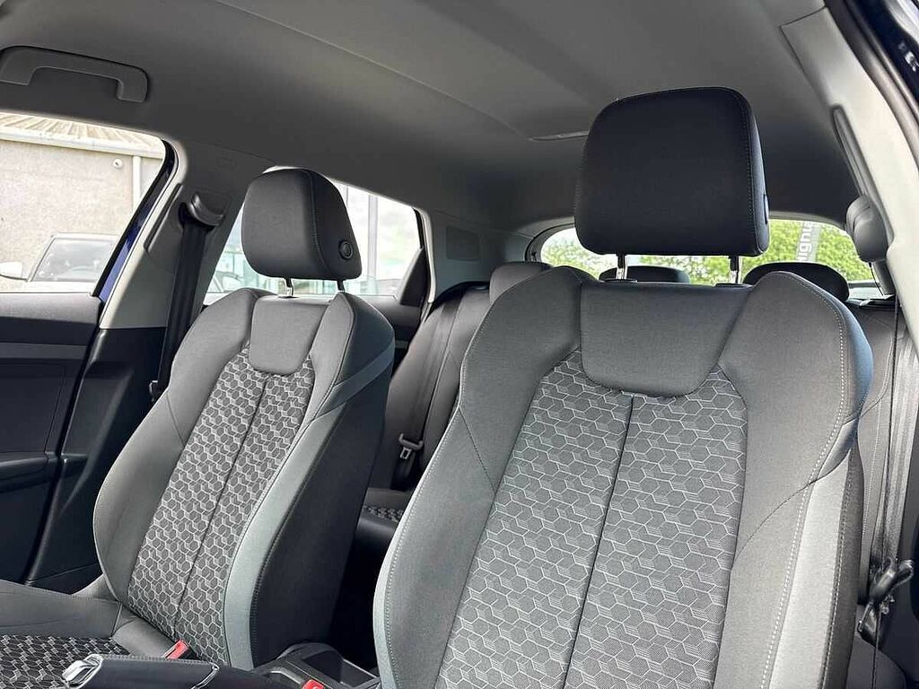Audi A1 1.0 Tfsi 25 Technik Sportback Eu Black #16