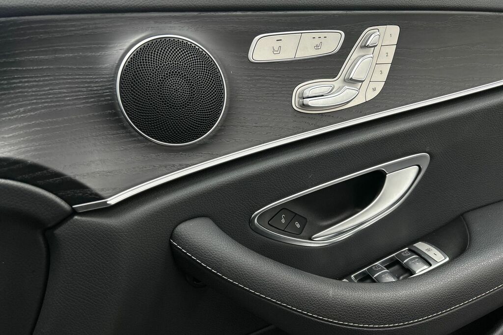 Mercedes-Benz E Class E350 Amg Line Premium Plus 9G-tronic White #22