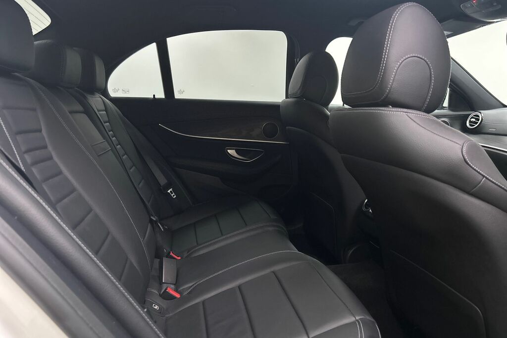 Mercedes-Benz E Class E350 Amg Line Premium Plus 9G-tronic White #17