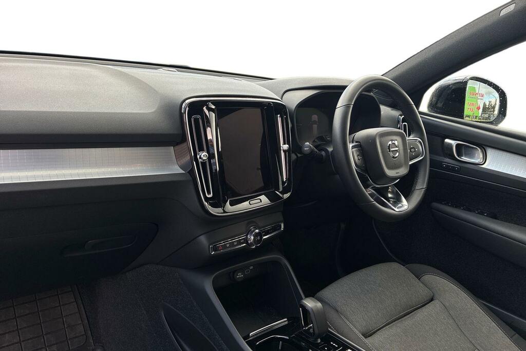 Volvo XC40 Plus, B4 Awd Mild Hybrid, Dark Grey #2
