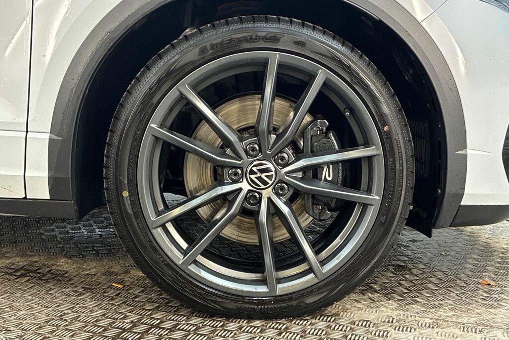 Volkswagen T-Roc 2.0 Tsi 4Motion R Dsg Silver #5