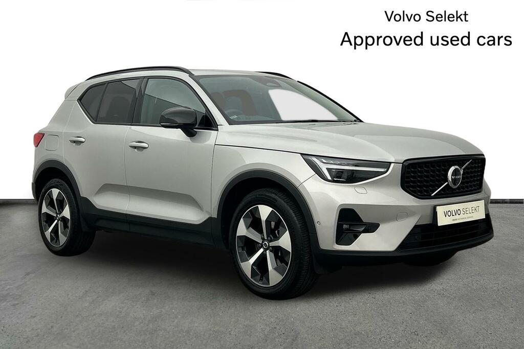 Volvo XC40 Ultimate, B4 Mild Hybrid, Dark Silver