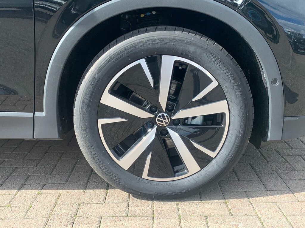 Volkswagen Tiguan 1.5 Etsi 150 Match Dsg Black #5