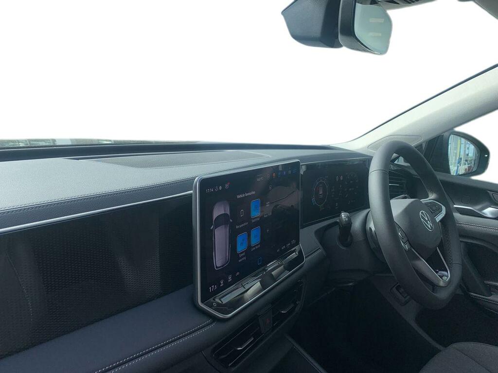 Volkswagen Tiguan 1.5 Etsi 150 Match Dsg Black #2