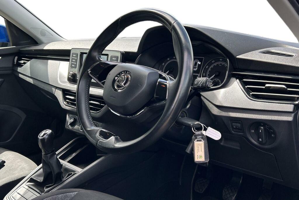 Skoda Kamiq 1.0 Tsi 95 S Blue #6