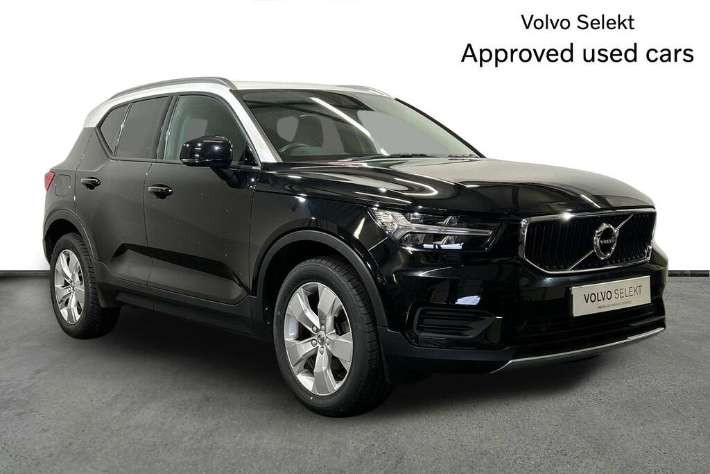 Volvo XC40 1.5 T3 163 Momentum Geartronic Black