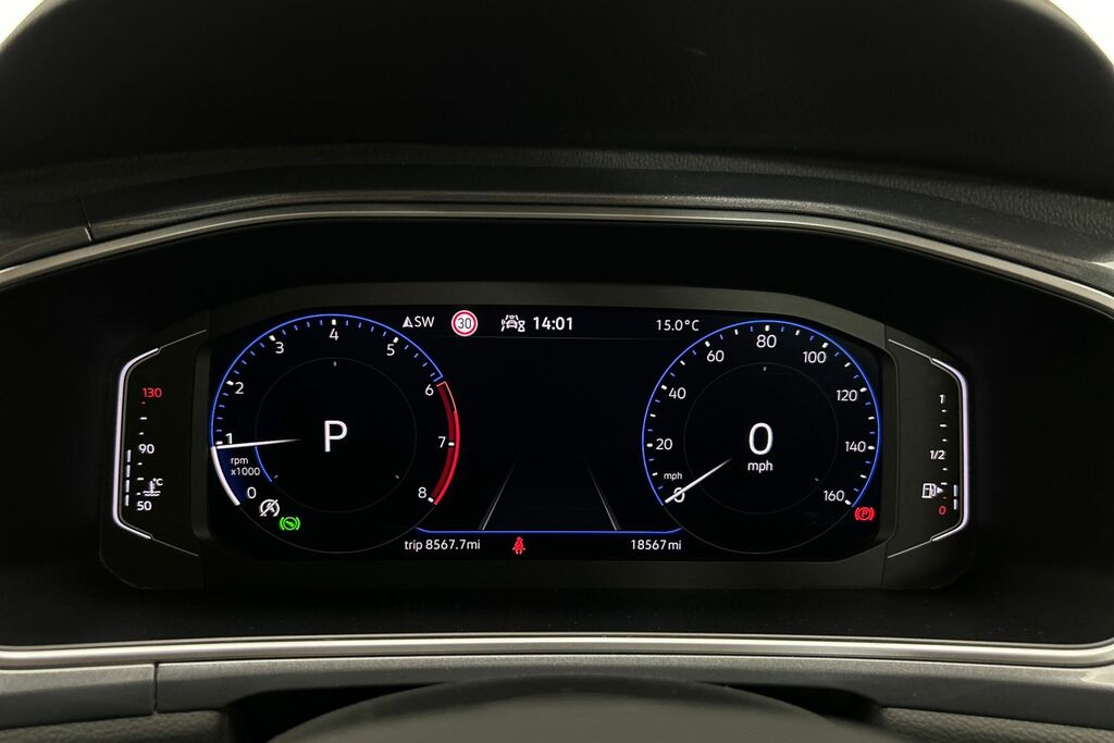 Volkswagen T-Roc Active Black #15