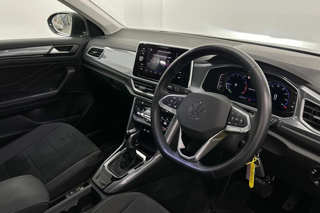 Volkswagen T-Roc Active Black #6