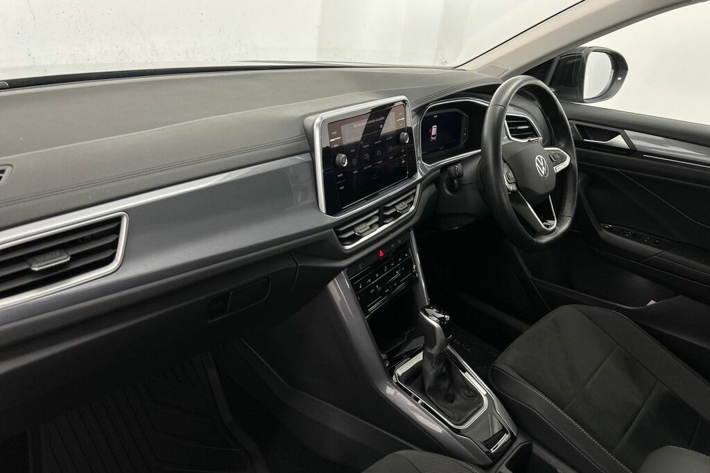 Volkswagen T-Roc Active Black #2