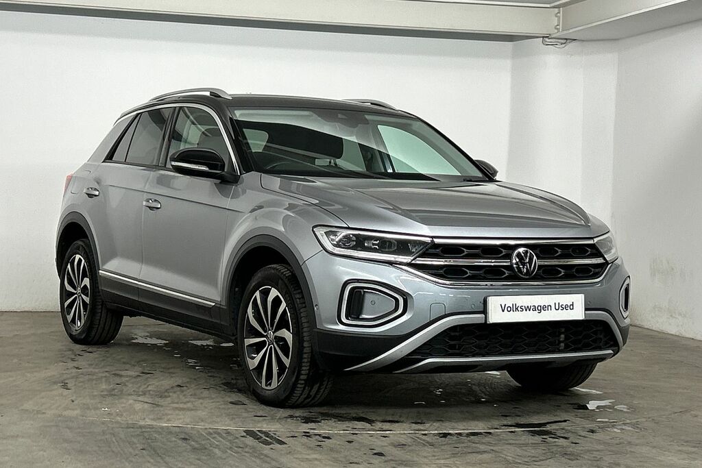 Volkswagen T-Roc Active Black #1