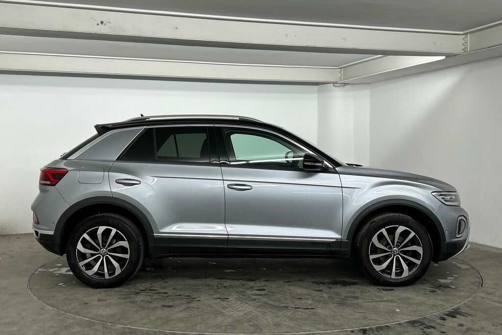 Volkswagen T-Roc Active Black #4