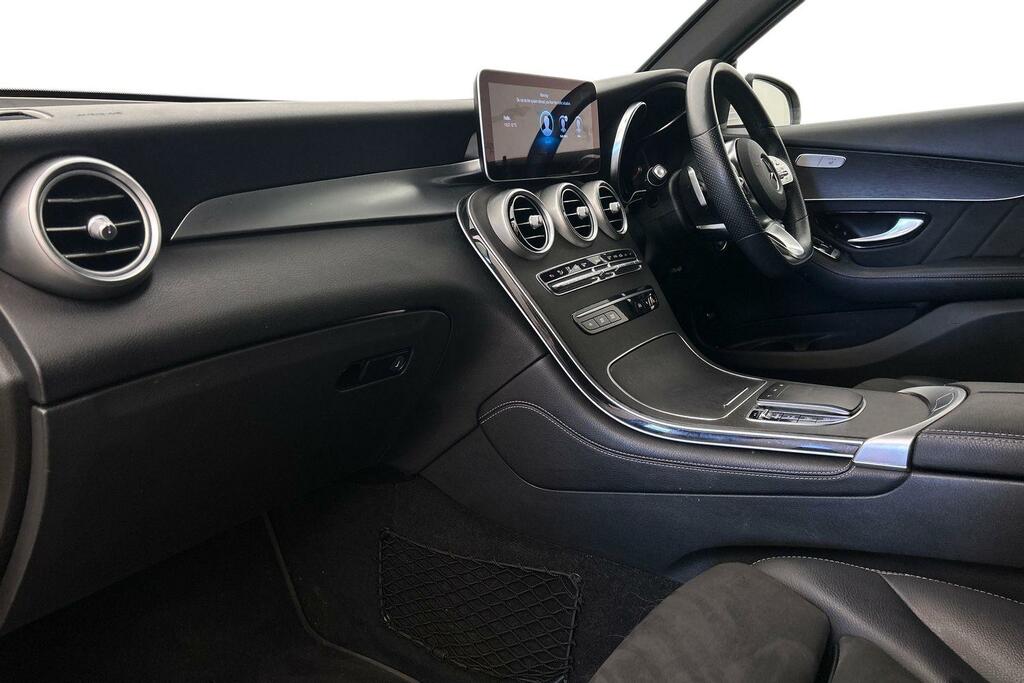 Mercedes-Benz GLC Class 220D 4Matic Amg Line 9G-tronic White #2