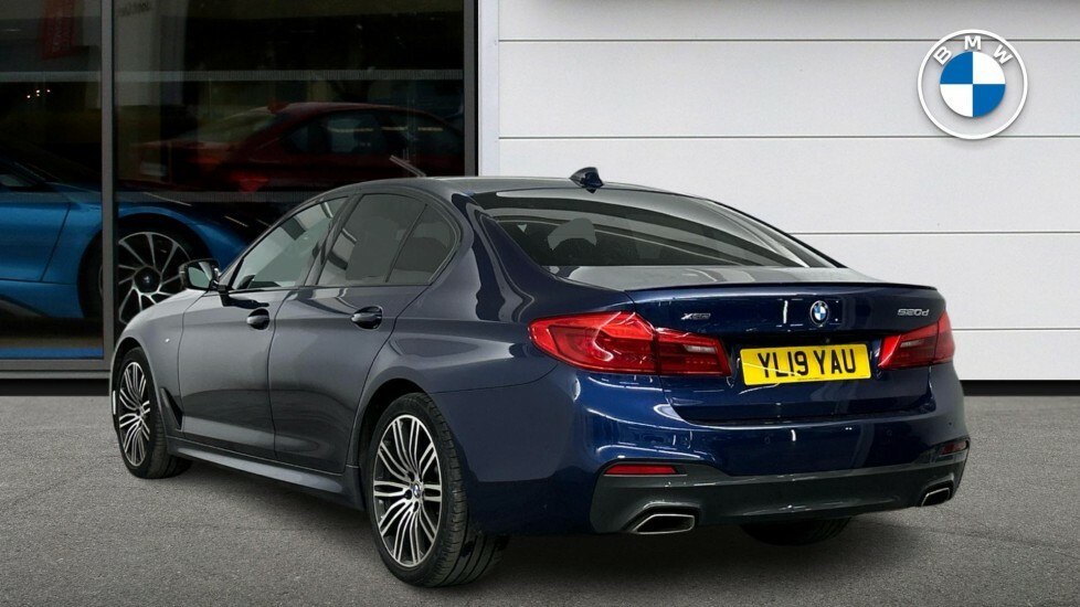 BMW 5 Series 520D Xdrive M Sport Saloon Blue #2