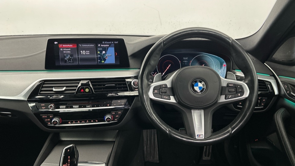 BMW 5 Series 520D Xdrive M Sport Saloon Blue #5