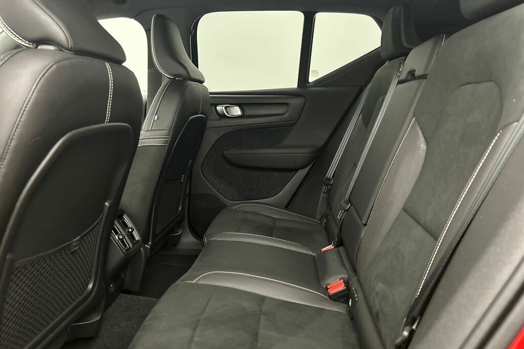 Volvo XC40 D3 Awd R-design Grey #17