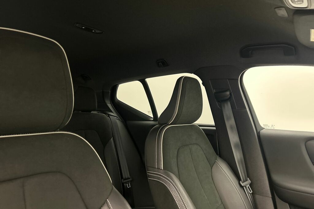 Volvo XC40 D3 Awd R-design Grey #31