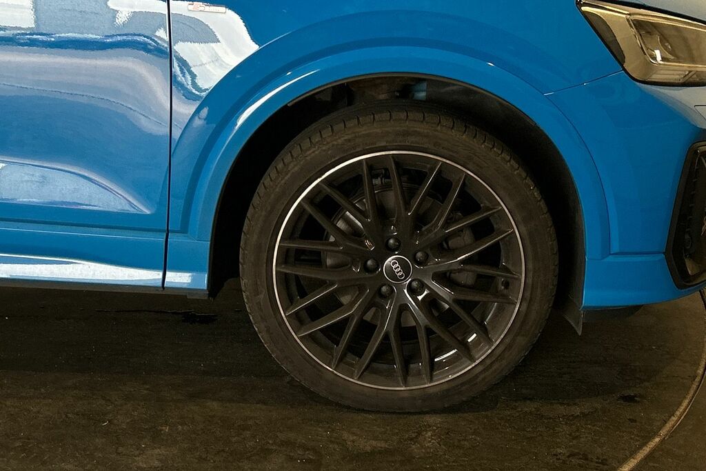 Audi Q2 Black Edition 35 Tfsi 150 Ps S Tronic Blue #5