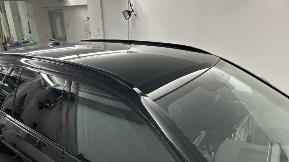 BMW 5 Series Black #21