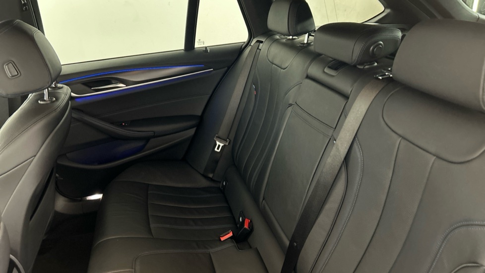 BMW 5 Series Black #12