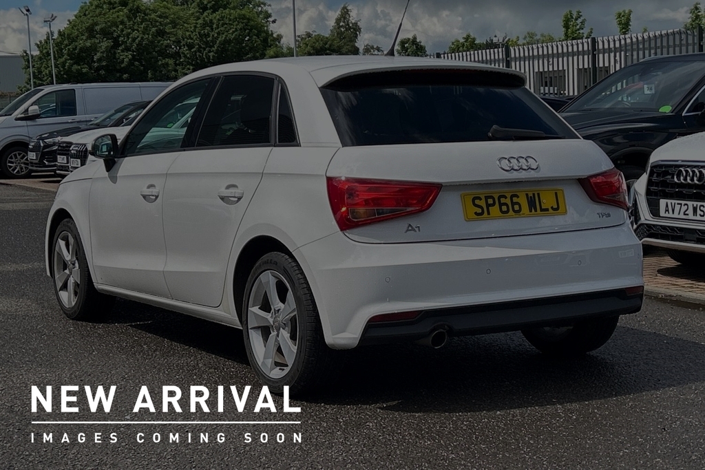 Audi A1 Sport 1.0 Tfsi 95 Ps 5 Speed White #3