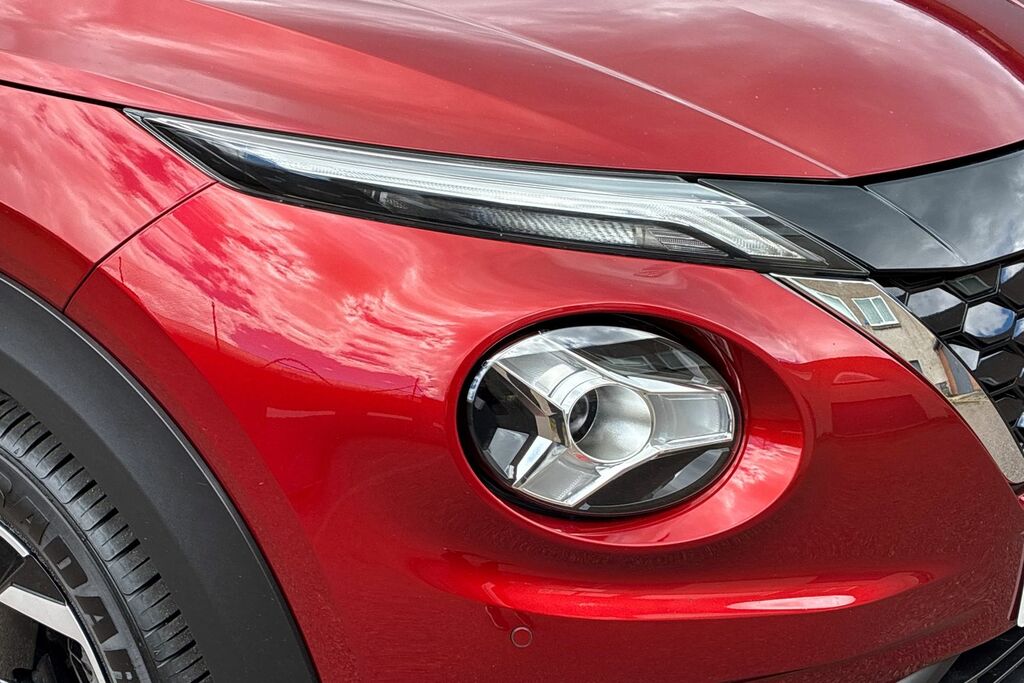 Nissan Juke 1.6 N-connecta Suv Hybrid Euro 6 Red #3
