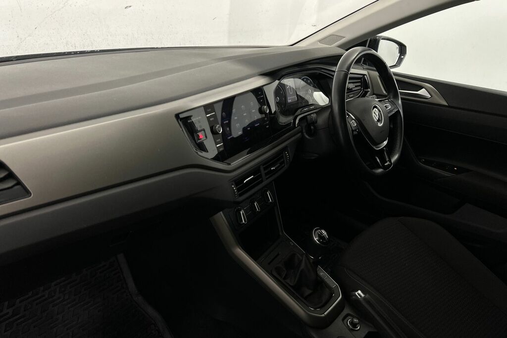 Volkswagen Polo 1.0 Tsi 95 Match Silver #2
