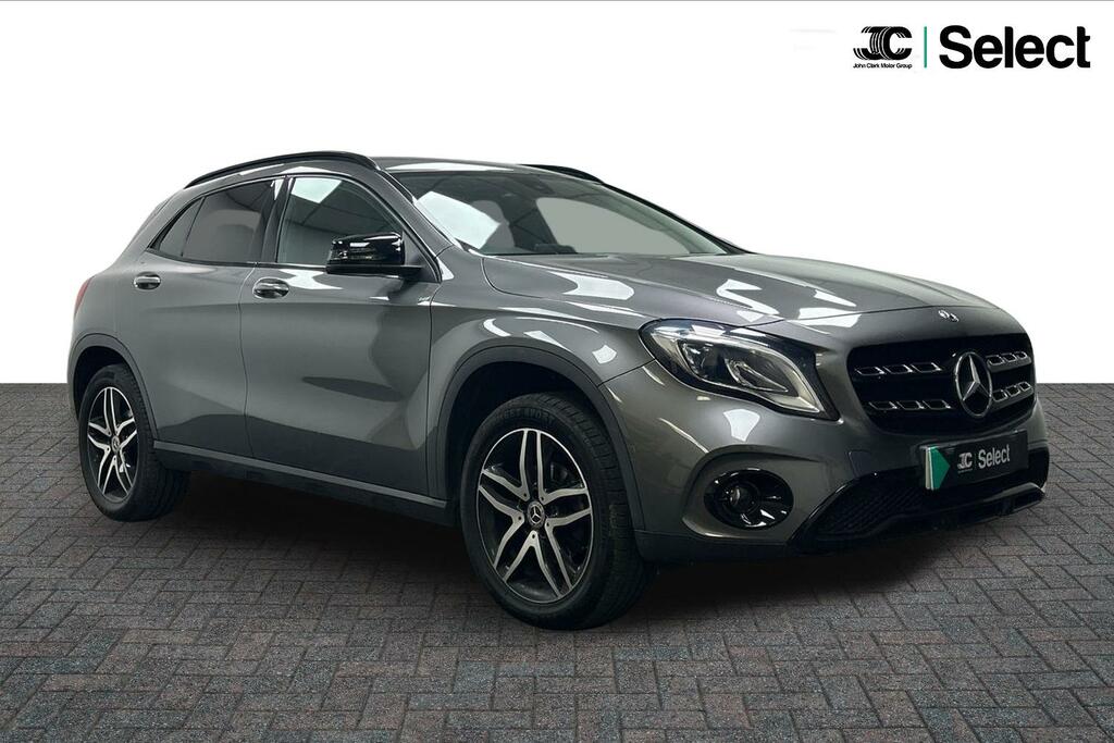 Mercedes-Benz GLA Class 1.6 Gla180 Urban Edition 7G-dct Euro 6 Ss Grey