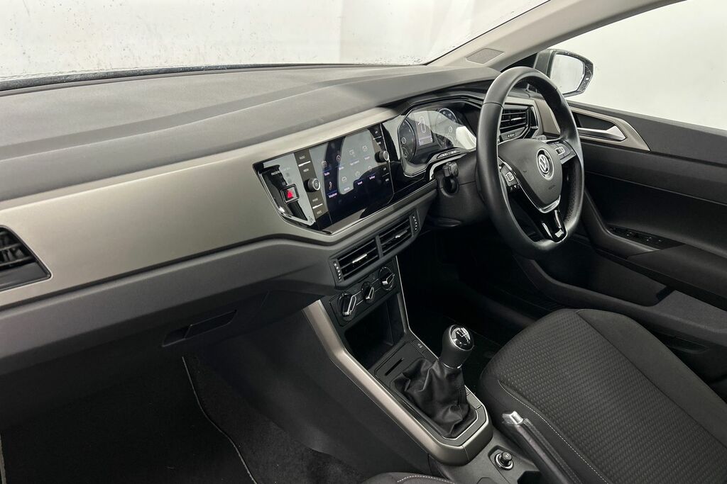 Volkswagen Polo 1.0 Tsi 95 Match Grey #4